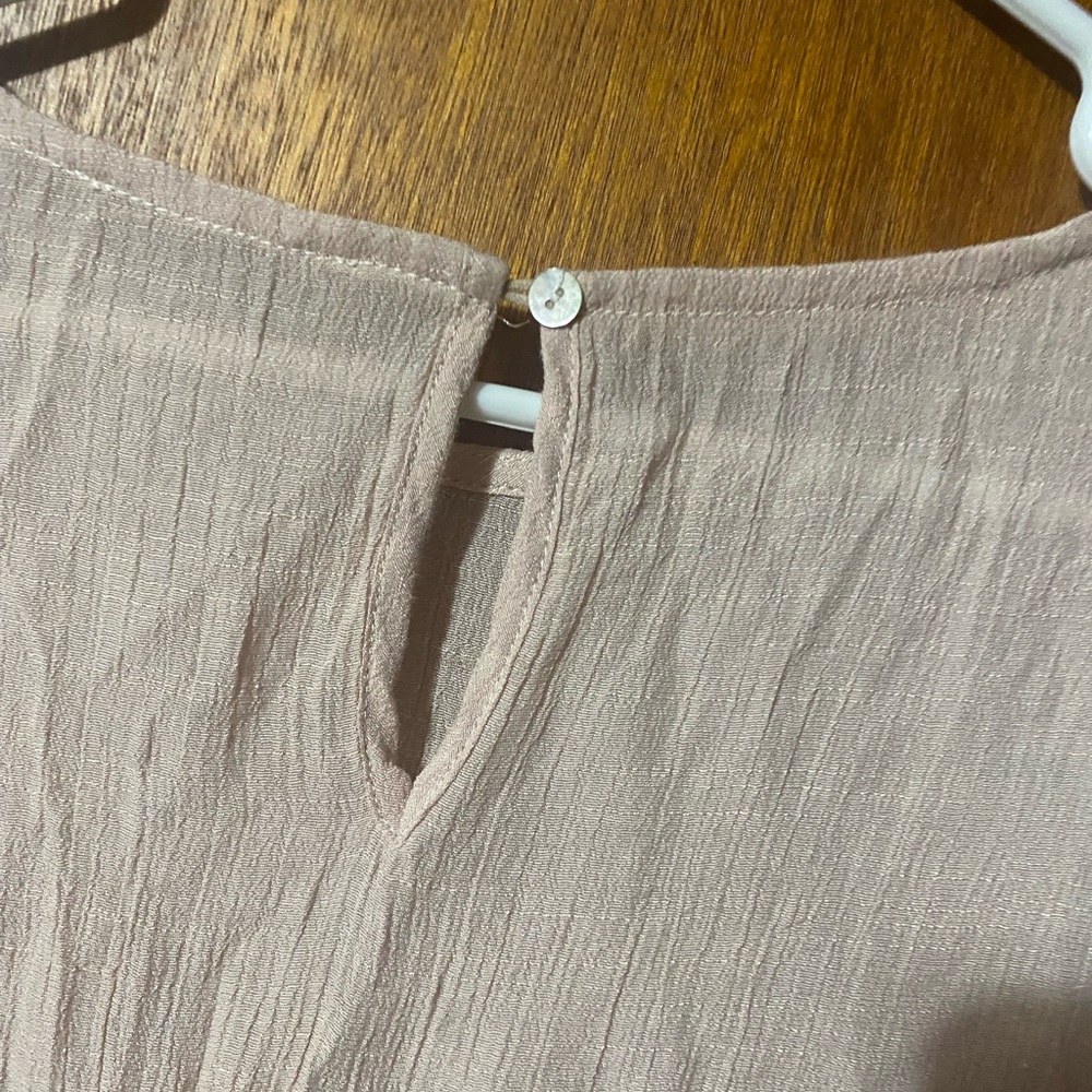 Doe & Rae Light Pink Ruffle Sleeve Top - Picture 4 of 4